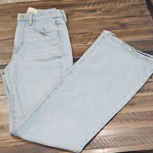 Universal Thread Light Blue Wide Leg Jeans